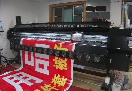 易门喷绘广告分辨率是多少？