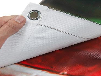 易门喷绘和刀刮布的工艺区别。