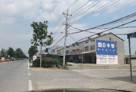 易门如何能保证墙体广告的醒目性？